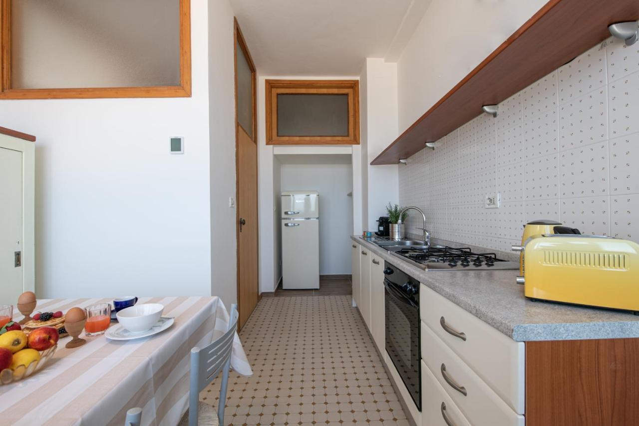 Ventodue Appartement Rimini Buitenkant foto
