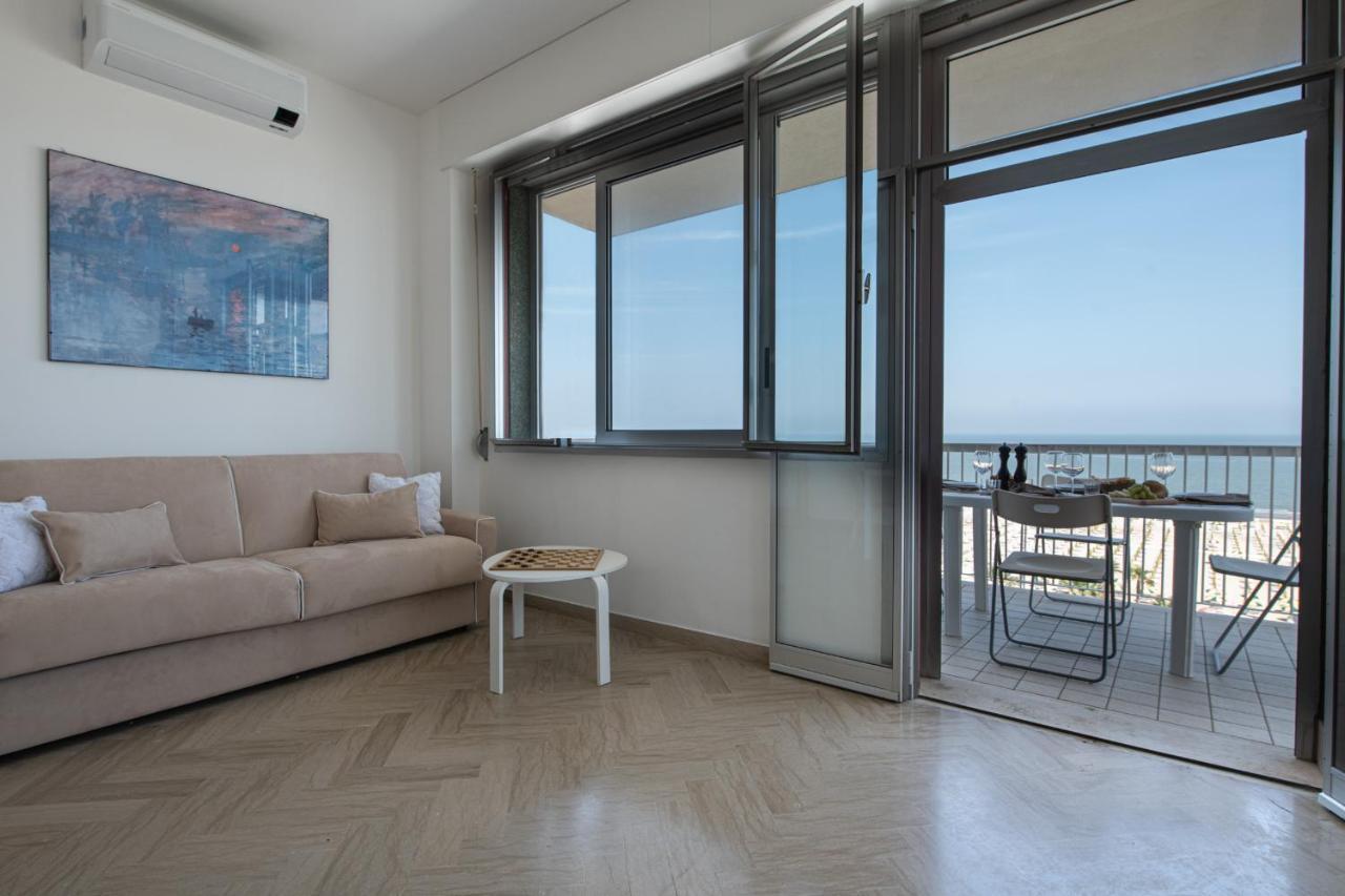 Ventodue Appartement Rimini Buitenkant foto