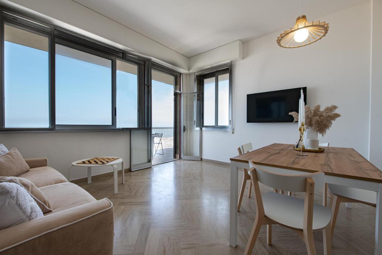 Ventodue Appartement Rimini Buitenkant foto